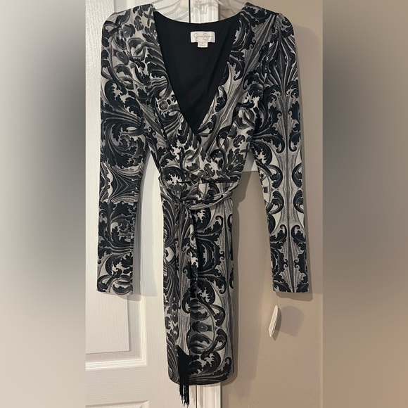 Jessica Simpson Size 6 Black White Paisley fringe tie Cross front Dress NWT - Picture 1 of 6